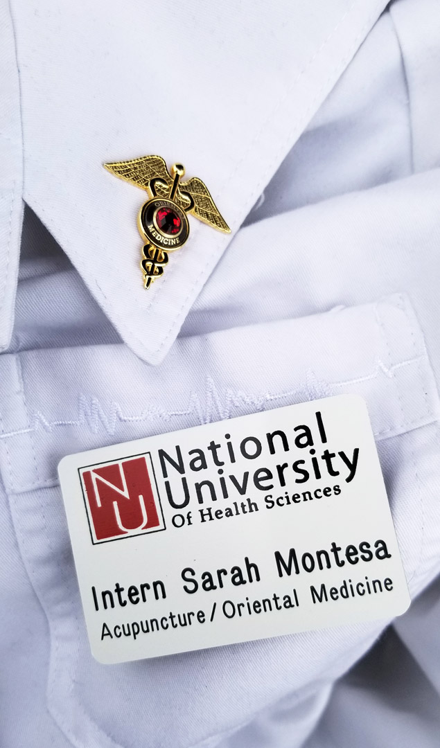 2018-05-14_pin_on_white_coat