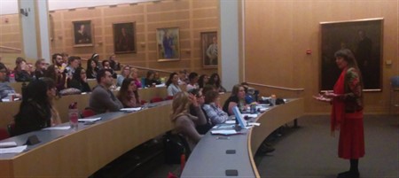 NUHS ND Lecturer Dr. Louise Edwards presenting at Integrate Chicago conference