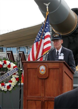 melvin collins honored washington dc wwll memorial