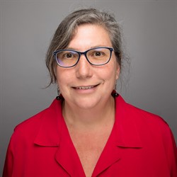 Lorinda Sorensen headshot