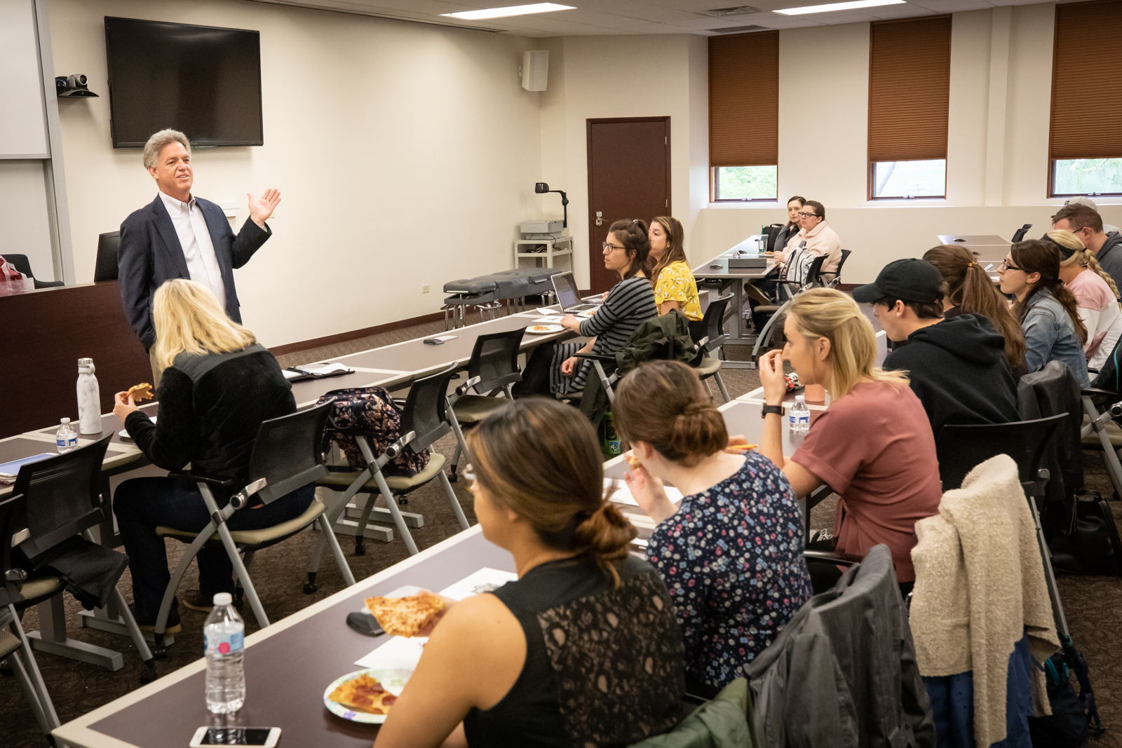 Dr Rubin lecturing class