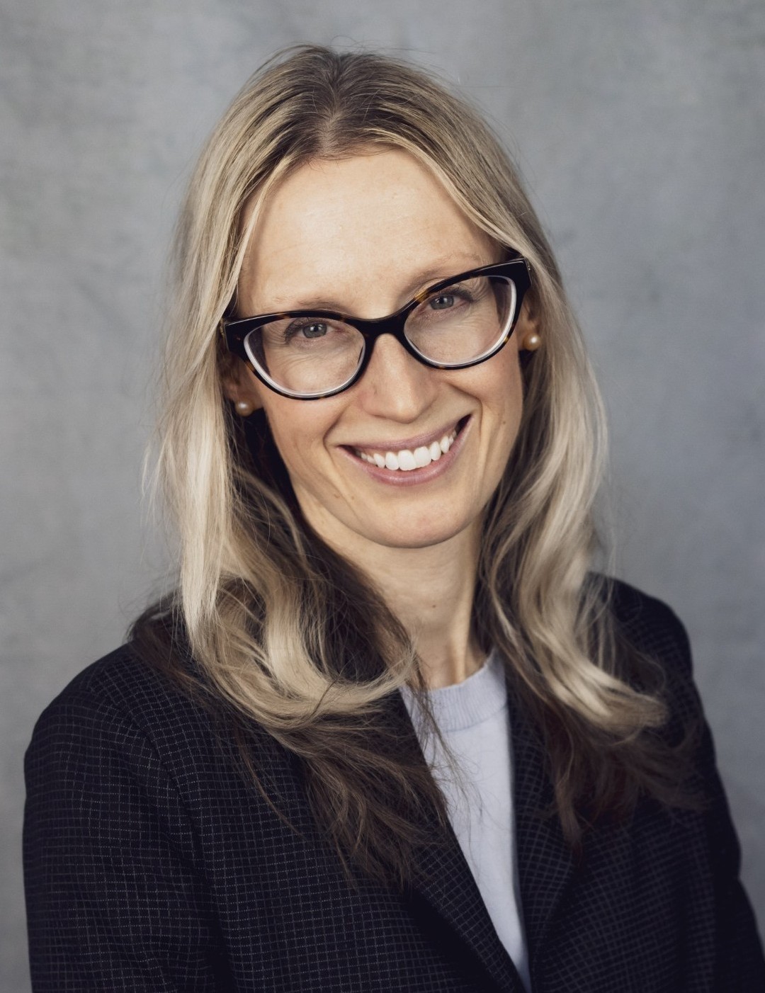 Dr-Rioch-New-Headshot-March-11-2025