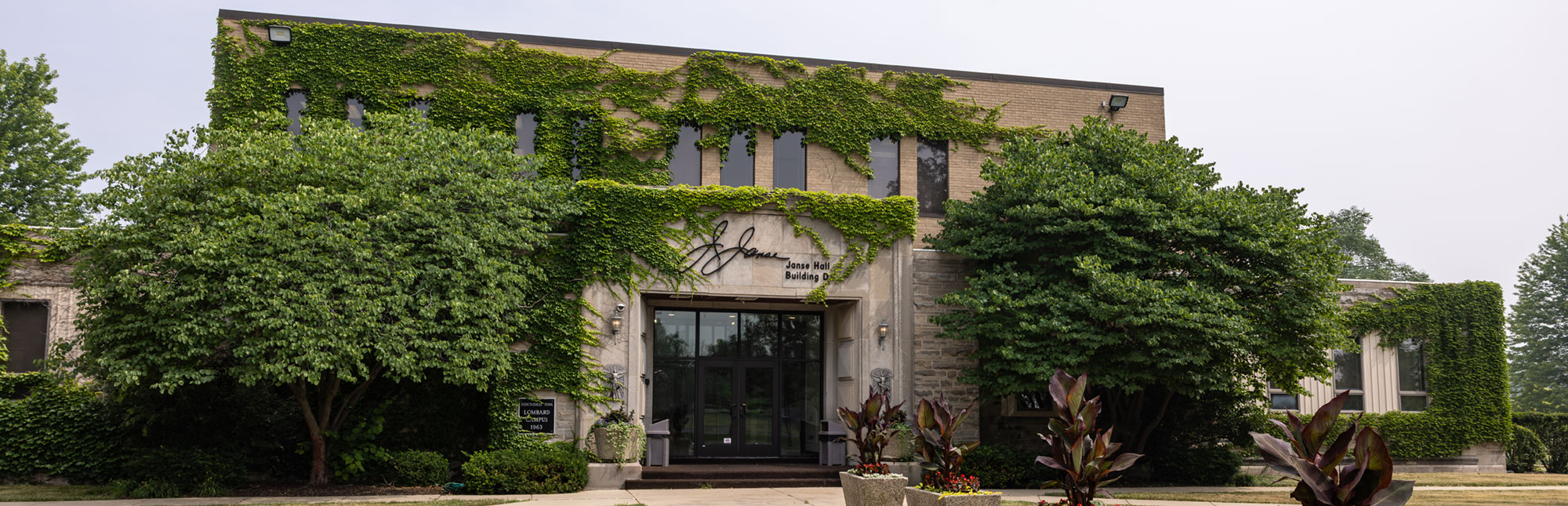 exterior of janse hall