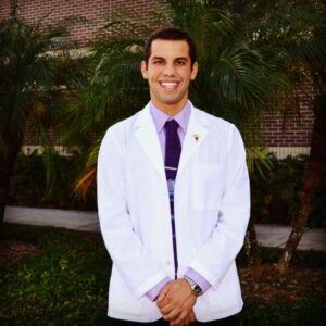 Addison Ozakyol headshot