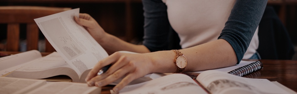 chiropractic student studying book