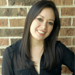 Elizabeth Toth headshot