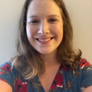 Hannah Synon headshot