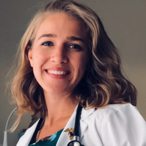 Molly Harmon headshot