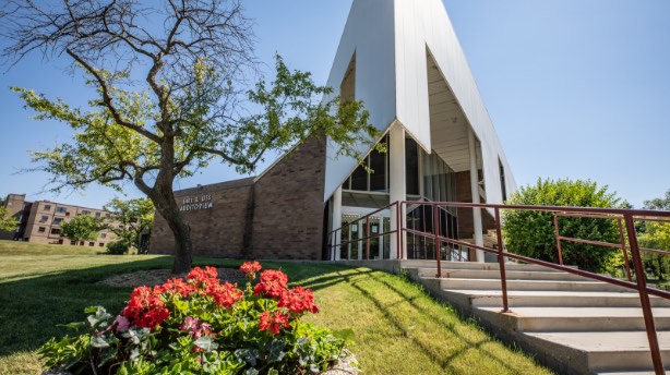 nuhs il student center