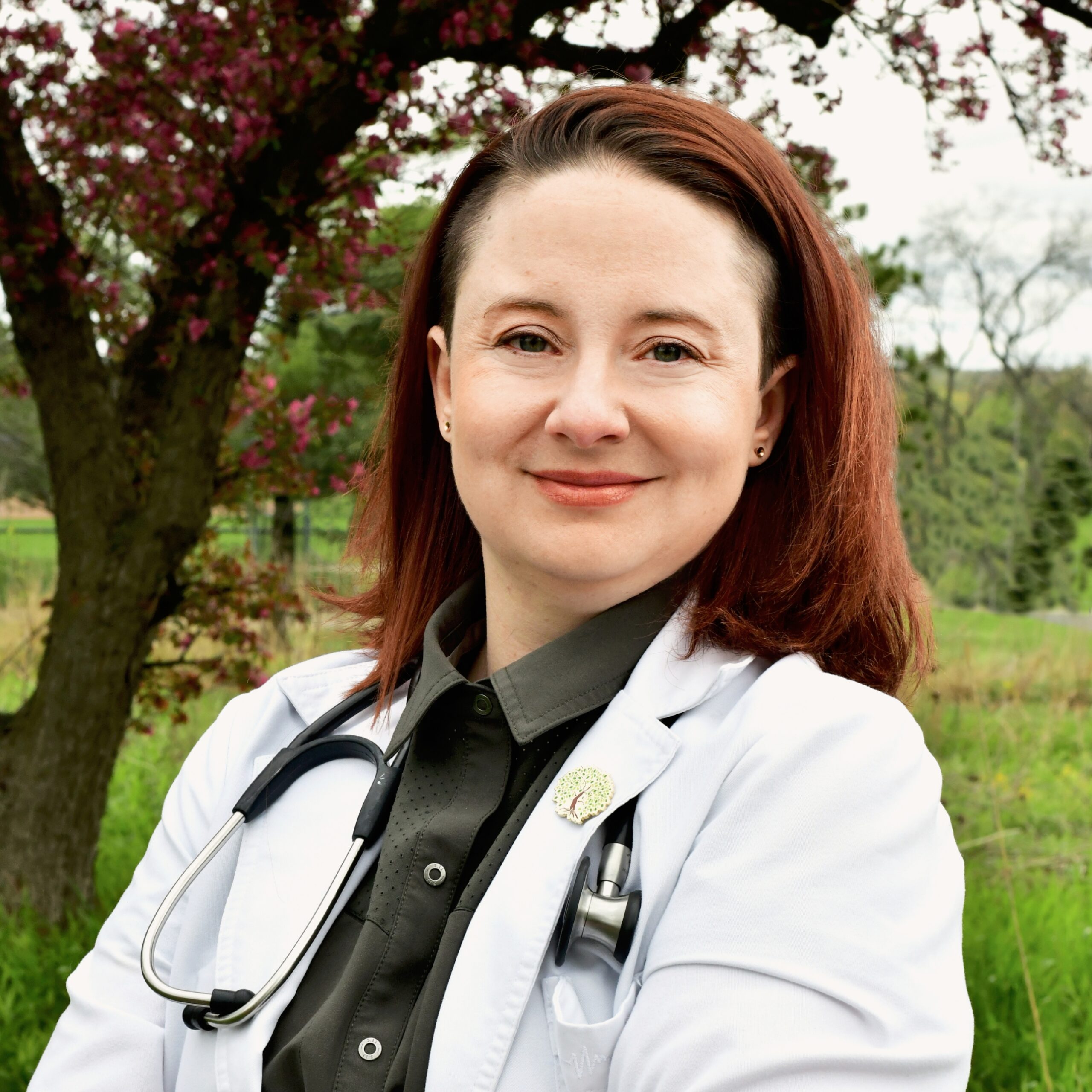 sarah montessa headshot